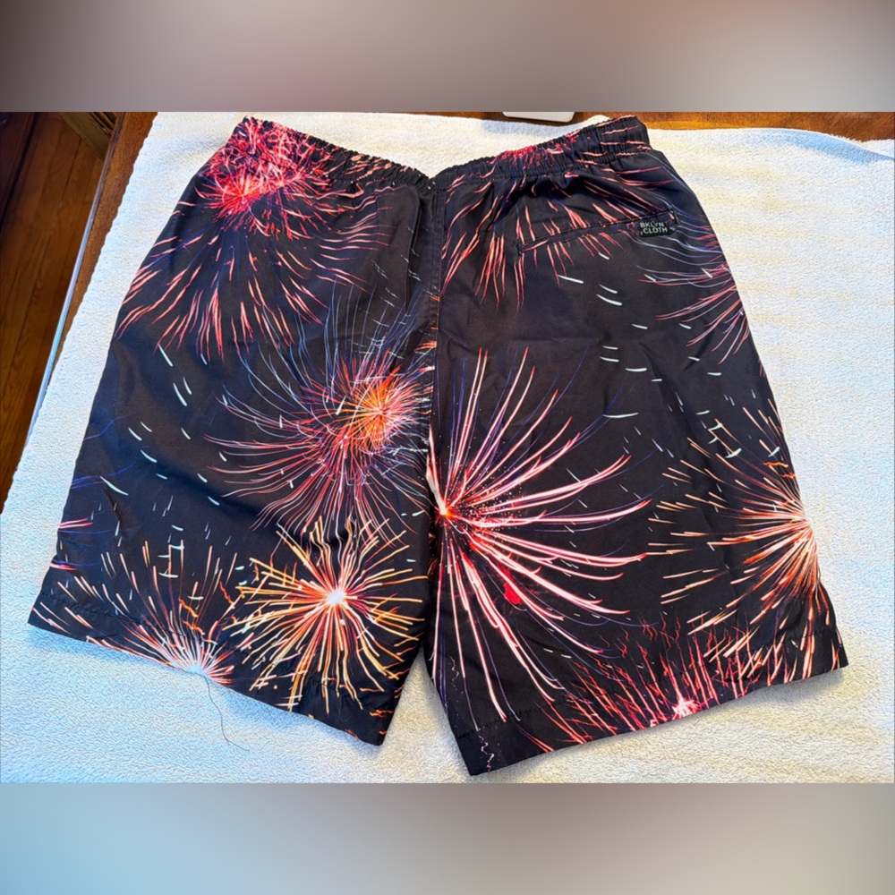 Brooklyn Cloth Co Men’s Size L Black With Fireworks Bathing Suit - Picture 2 of 3